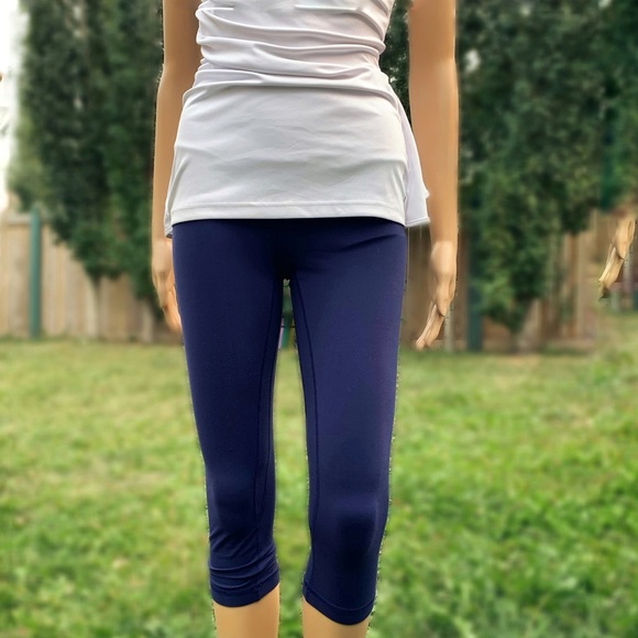 Karma Athletics peplum hem tank top - Picture 8 of 10